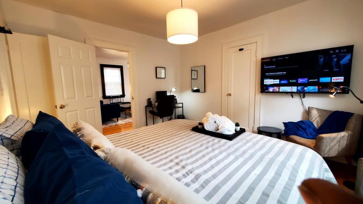 The Blue Sapphire 2Br 2 King Beds & Ample Backyard Bridgeport Exterior foto