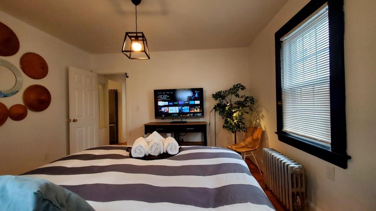 The Blue Sapphire 2Br 2 King Beds & Ample Backyard Bridgeport Exterior foto