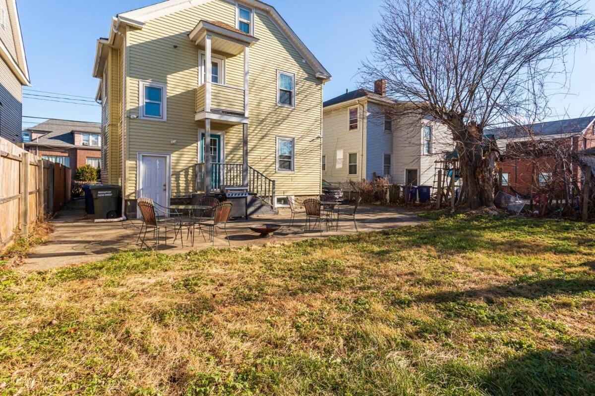 The Blue Sapphire 2Br 2 King Beds & Ample Backyard Bridgeport Exterior foto